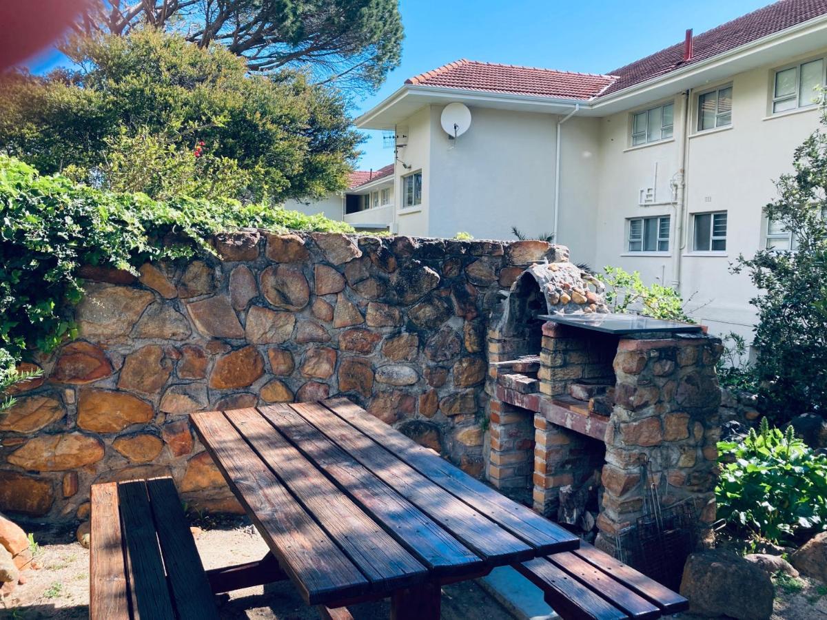 Marie's Self-catering Apartment Cape Town